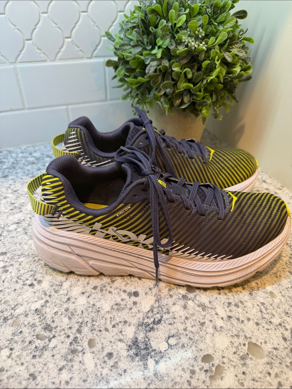 Hoka One One Rincon 2 M Running Shoes Sneakers Men's Size 8